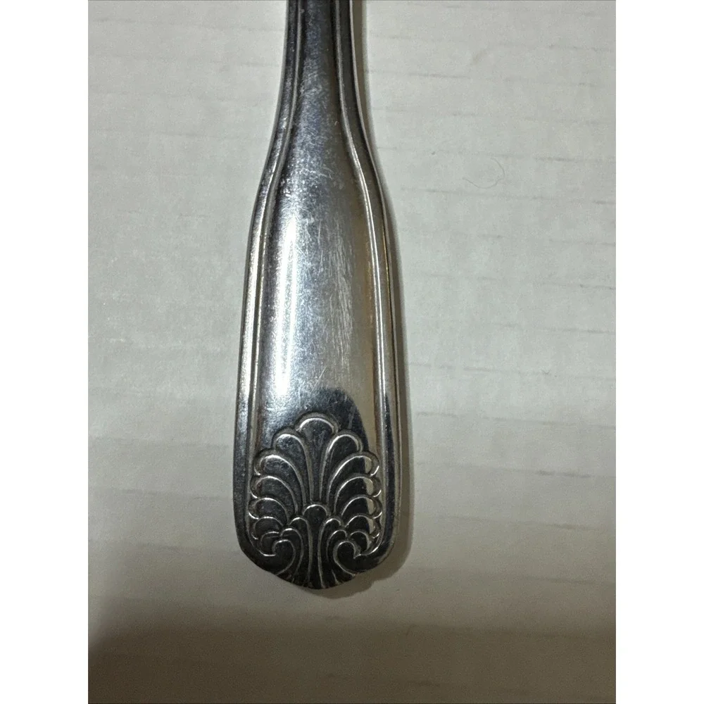 Reed & Barton Colonial Shell  Modern Hollow Butter Spreader Flat Handle